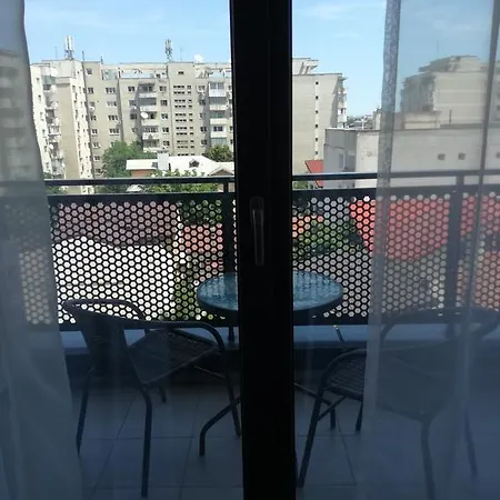 Apartament Metrocity Academiei * Boekarest