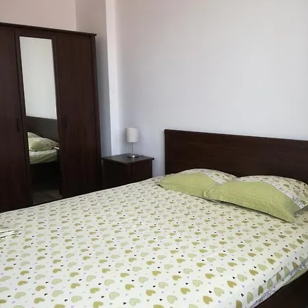 Apartament Metrocity Academiei * Boekarest